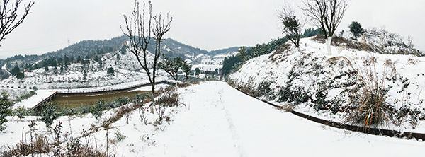 湖南華億生態(tài)農(nóng)業(yè)發(fā)展有限責(zé)任公司,株洲農(nóng)家樂,湖南戶外拓展,株洲哪里好玩,自助燒烤,露營,會議團(tuán)體接待