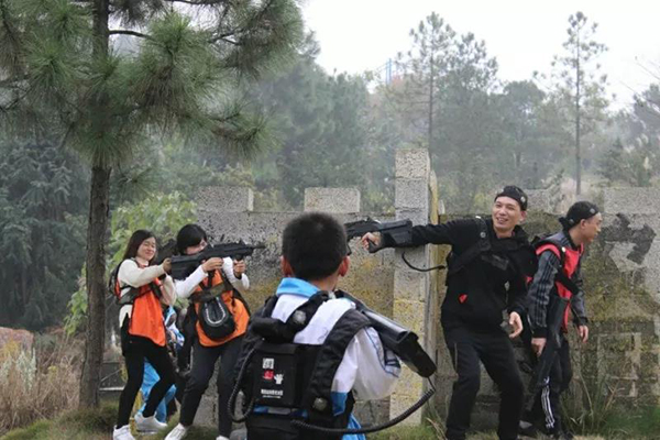 湖南華億生態(tài)農(nóng)業(yè)發(fā)展有限責(zé)任公司,株洲農(nóng)家樂(lè),湖南戶外拓展,株洲哪里好玩,自助燒烤,露營(yíng),會(huì)議團(tuán)體接待