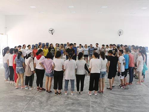 湖南華億生態(tài)農(nóng)業(yè)發(fā)展有限責(zé)任公司,株洲農(nóng)家樂,湖南戶外拓展,株洲哪里好玩,自助燒烤,露營,會議團(tuán)體接待
