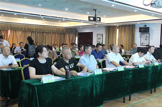 戶外拓展,自助燒烤,露營,會議團體接待，團建，