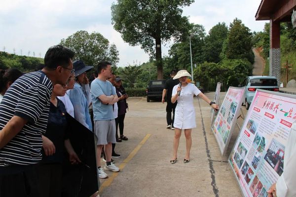 戶外拓展,自助燒烤,露營,會議團體接待，團建，